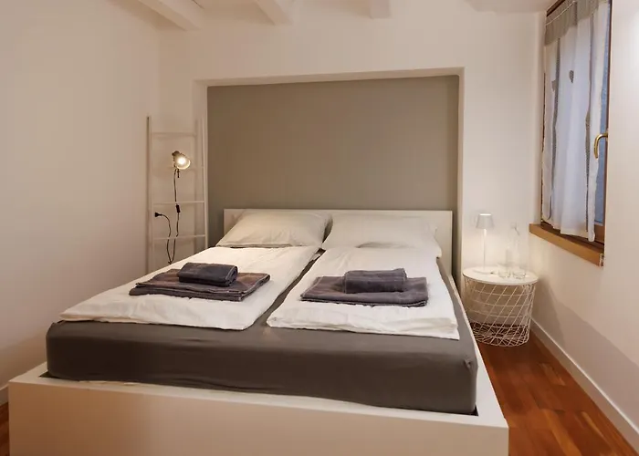 Lägenhet Vicolo 15 *