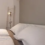 Vicolo 15 *